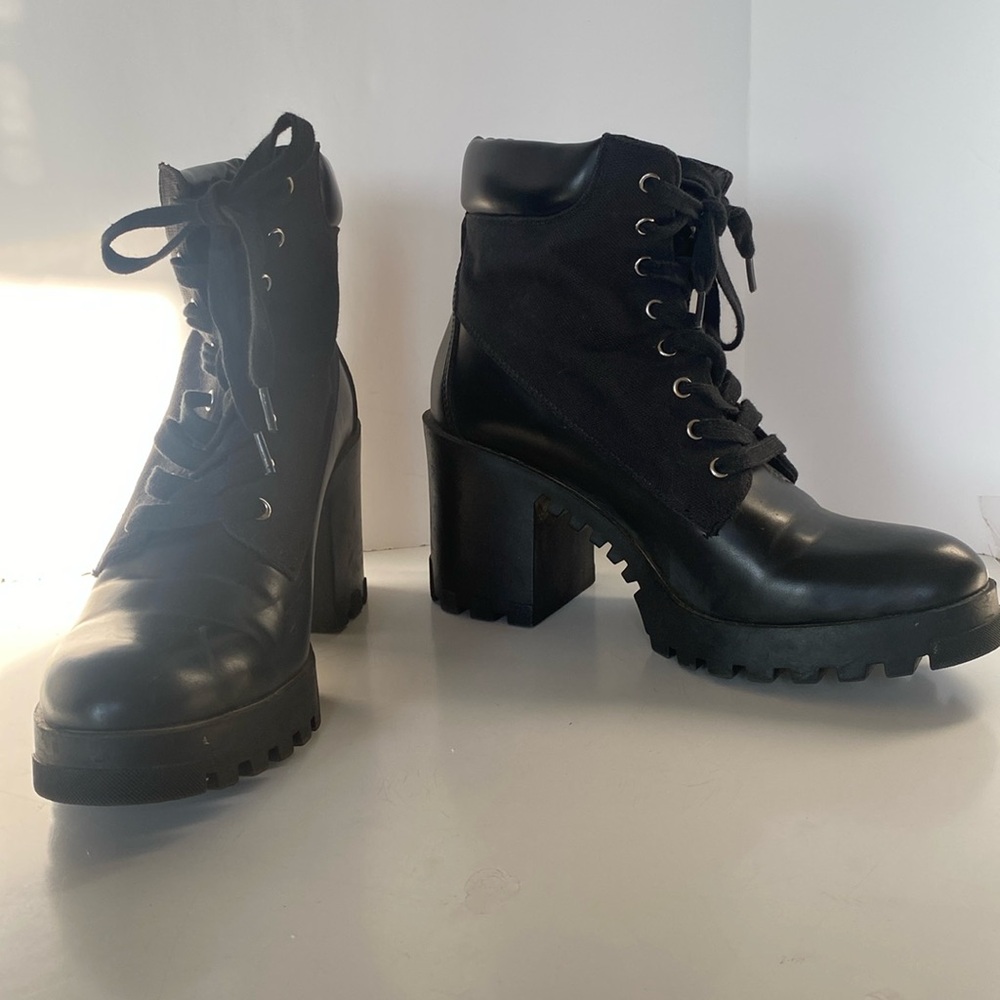 Zara Black Chunky Heel Lace Up Moto Boots (Size 38)